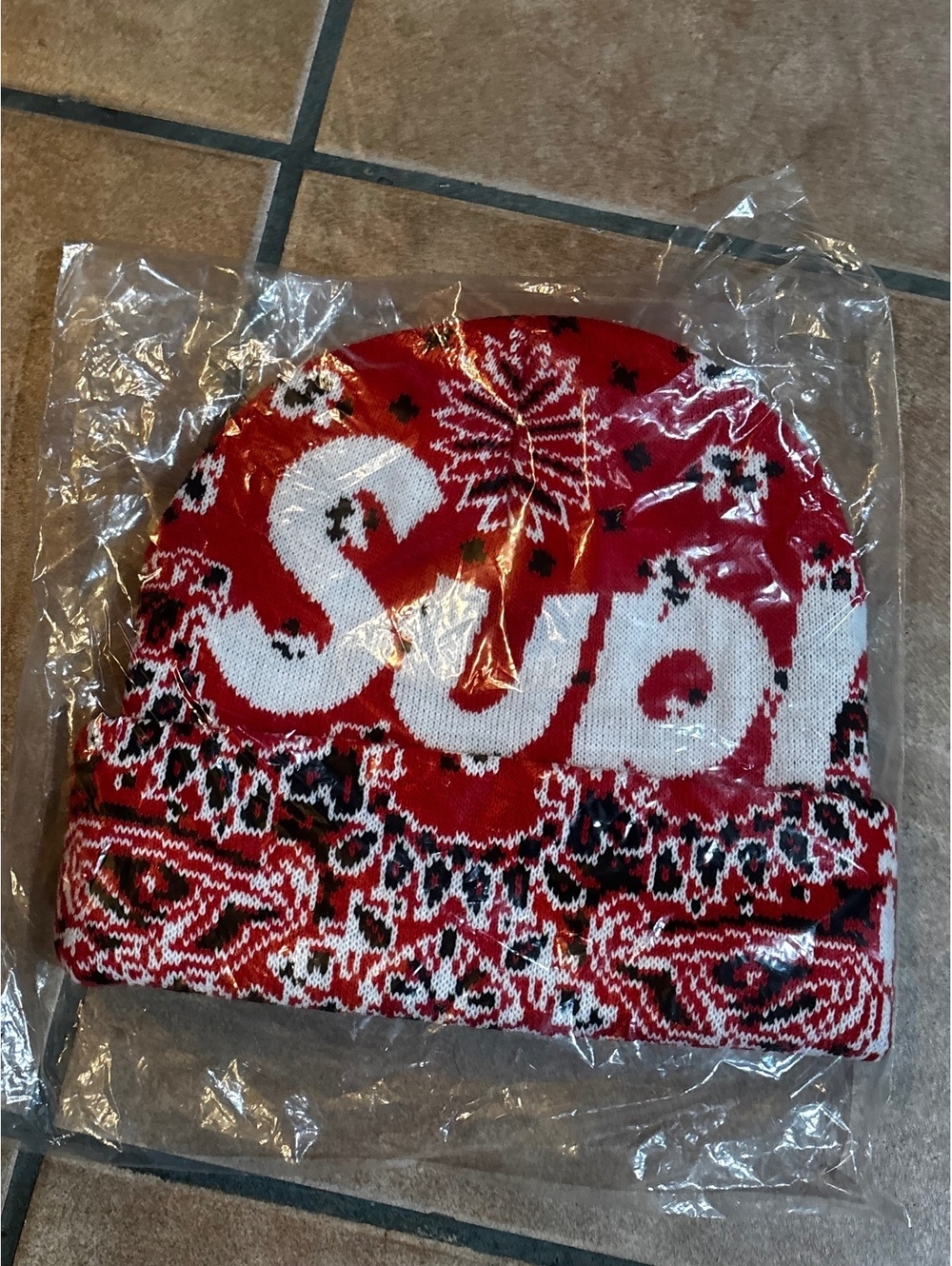 Supreme Bandana Big Logo Beanie Red OS